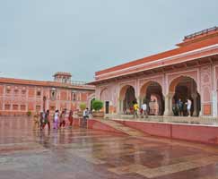 Honeymoon In Delhi Agra Jaipur